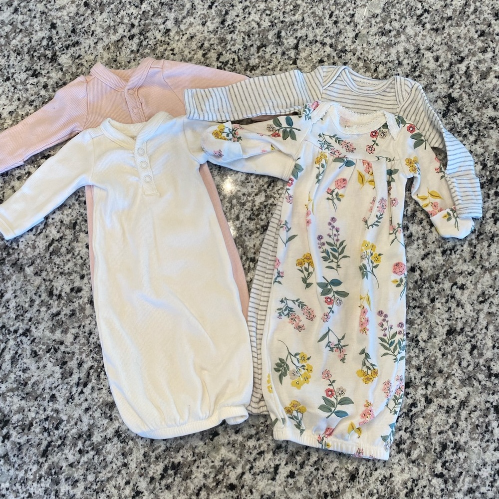 NWOT Premie Organic Cotton Sleeper Gowns